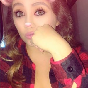 Meet your Posher, Adriana